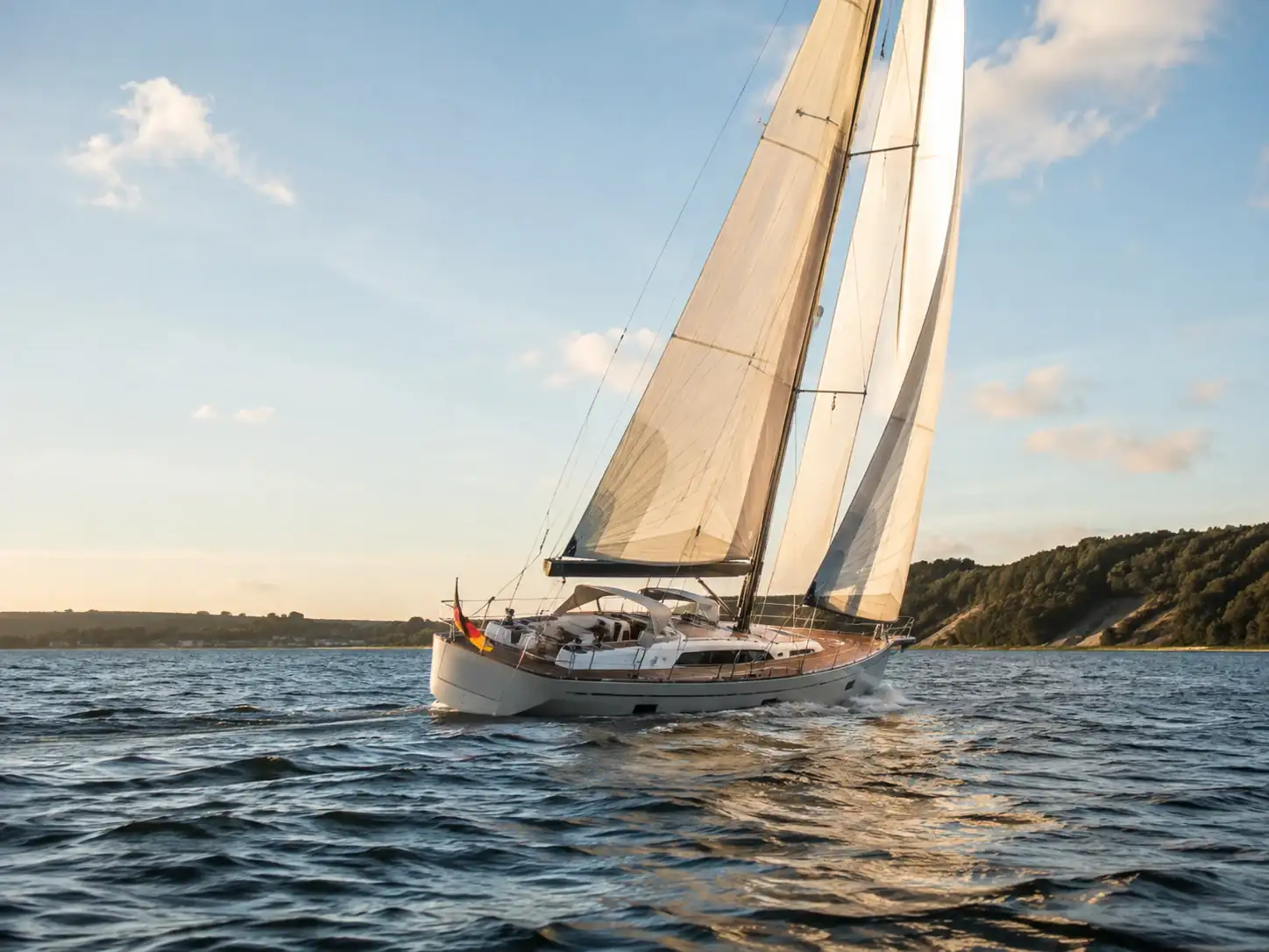 Segelyacht vor deutscher Küste